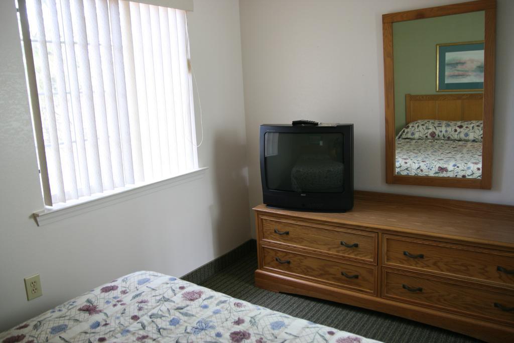 Affordable Suites Salisbury Esterno foto