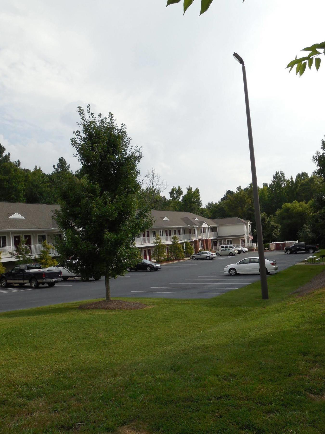 Affordable Suites Salisbury Esterno foto