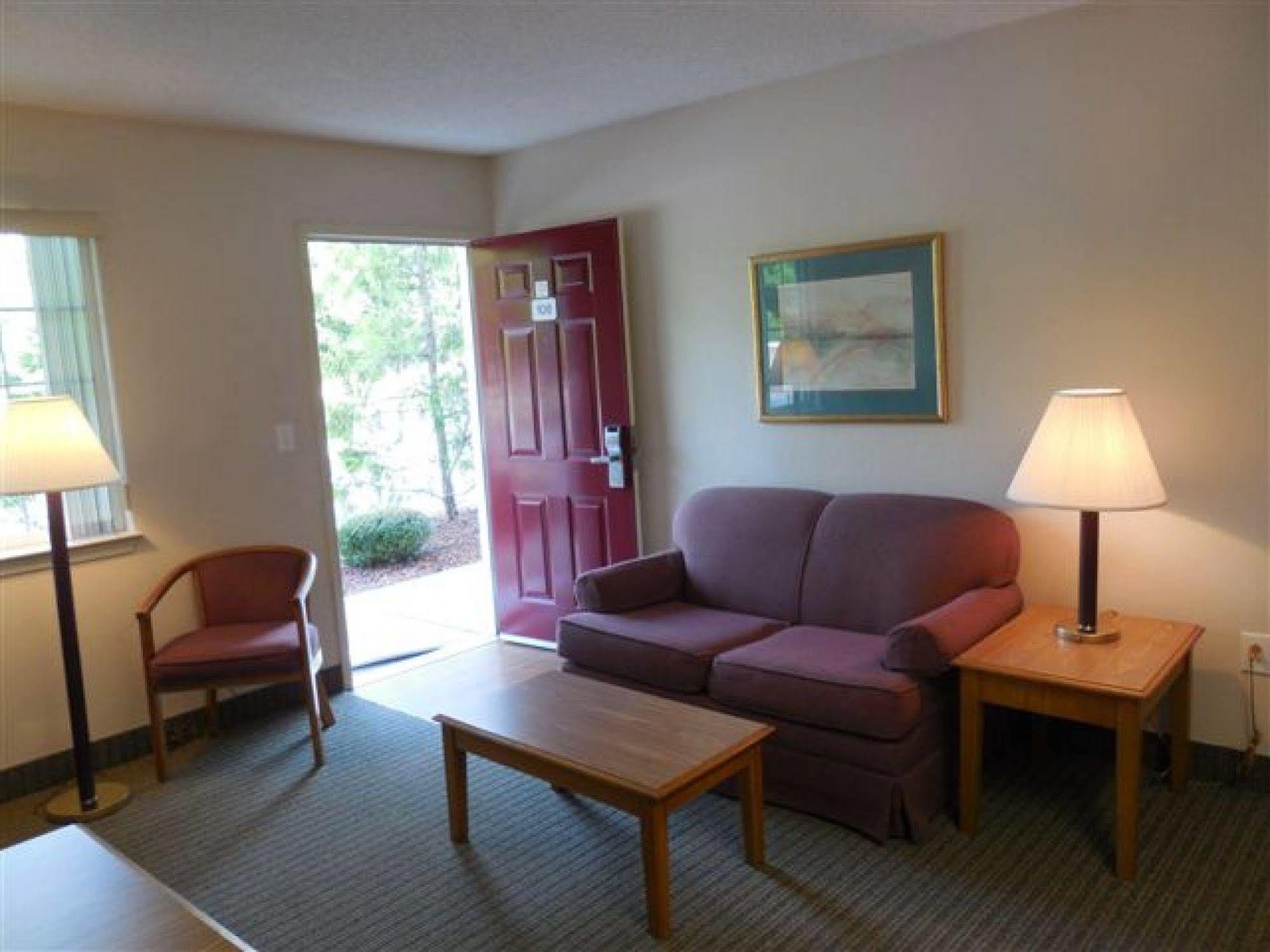 Affordable Suites Salisbury Esterno foto