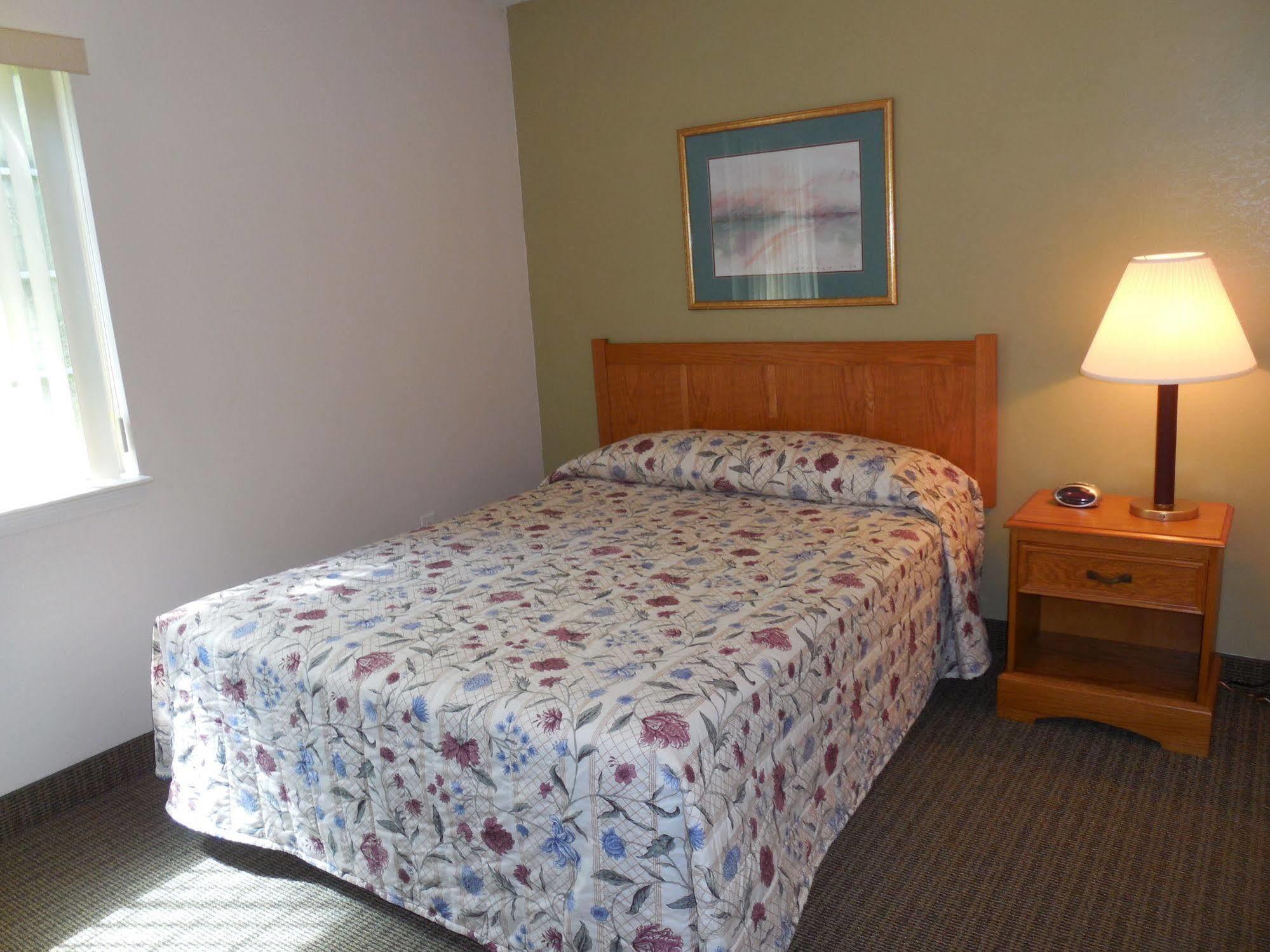 Affordable Suites Salisbury Esterno foto