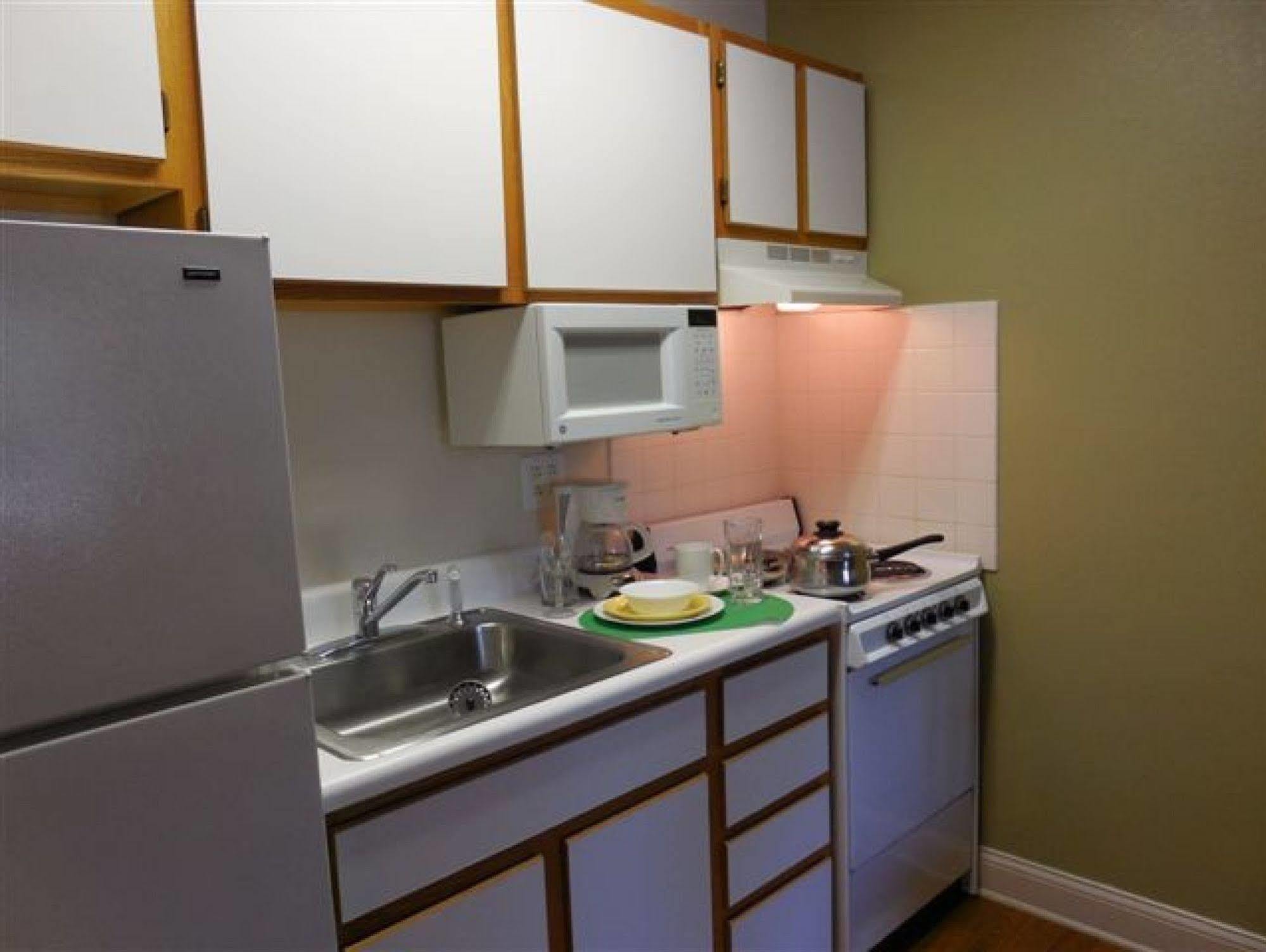 Affordable Suites Salisbury Esterno foto