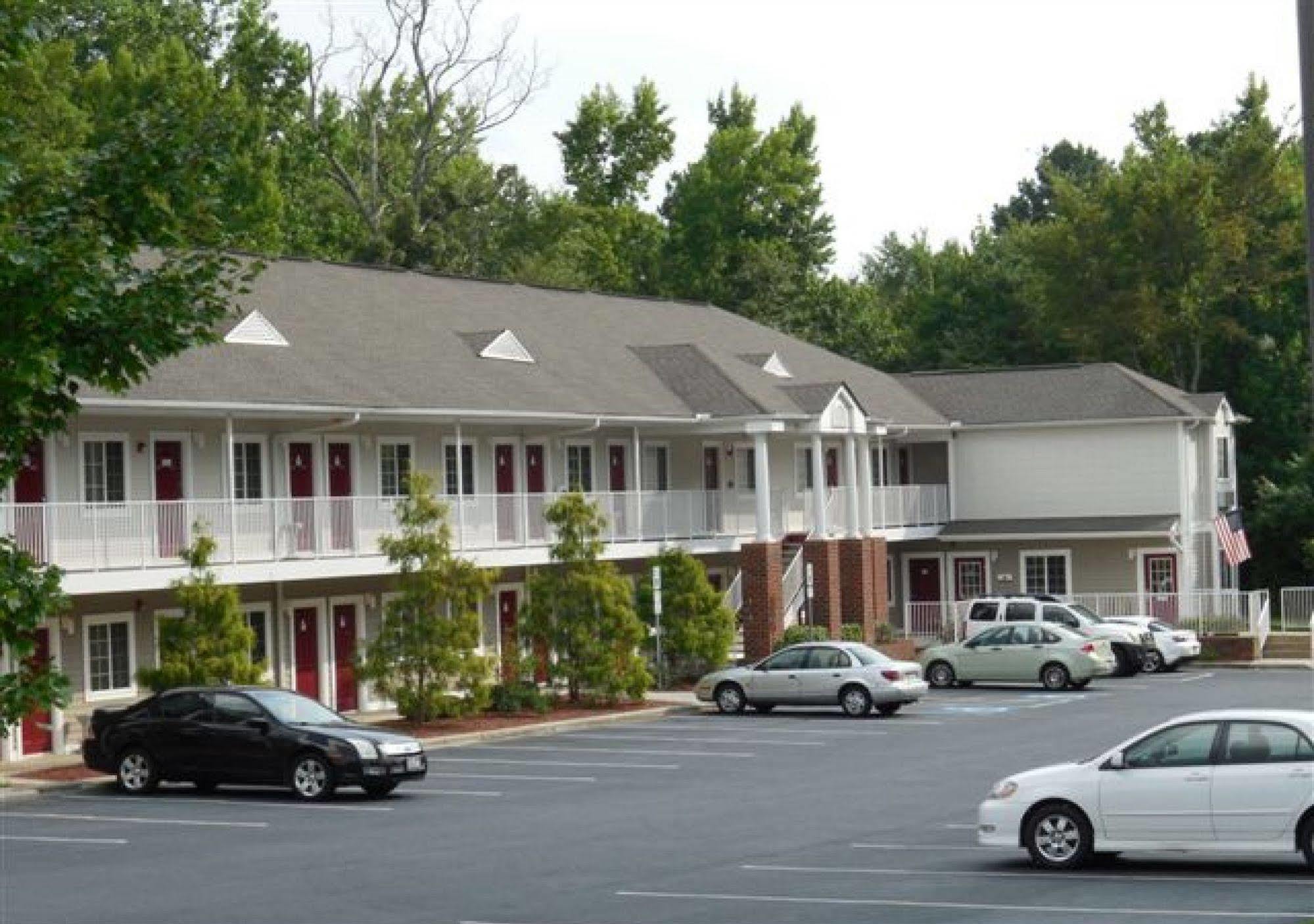 Affordable Suites Salisbury Esterno foto