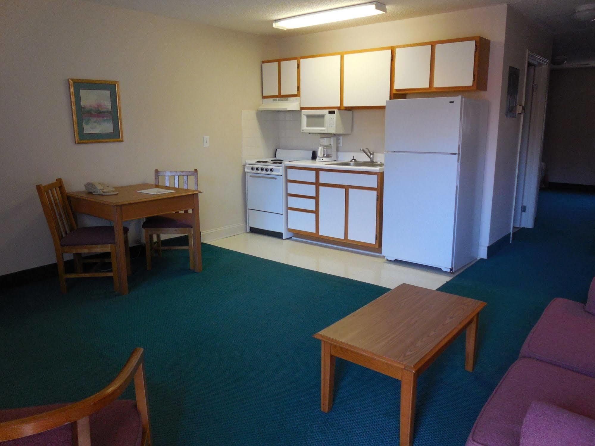 Affordable Suites Salisbury Esterno foto