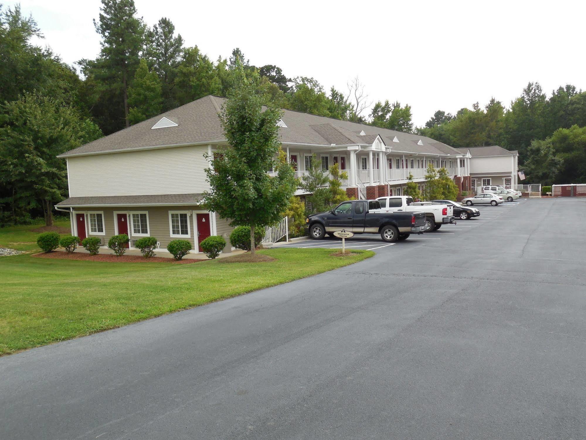 Affordable Suites Salisbury Esterno foto