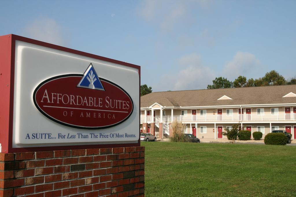 Affordable Suites Salisbury Esterno foto